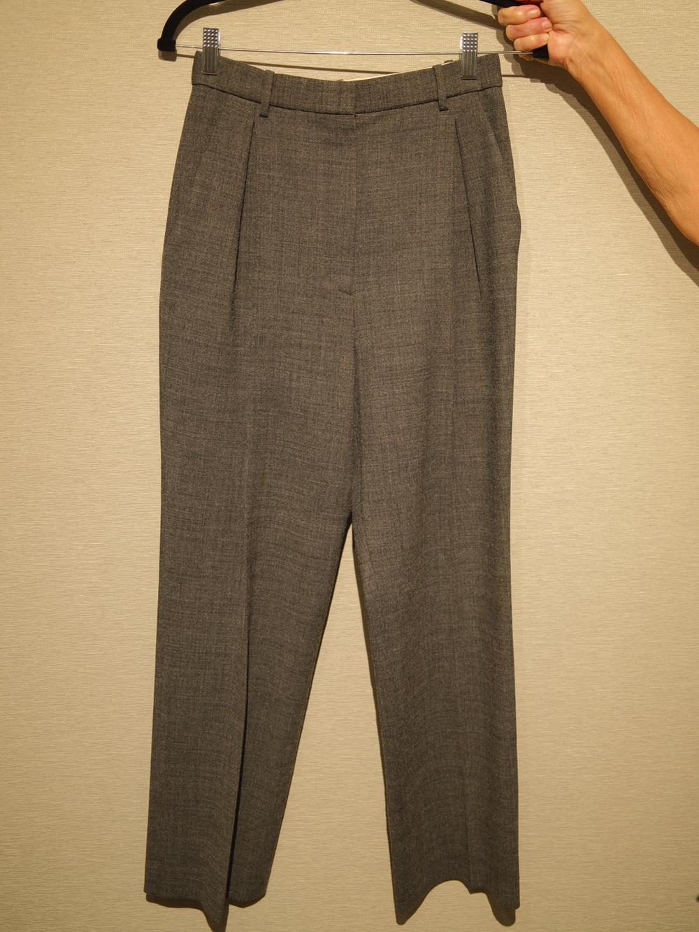THE ROW - Classic Women's Gray Tailored Dress Pants. WORN ONCE